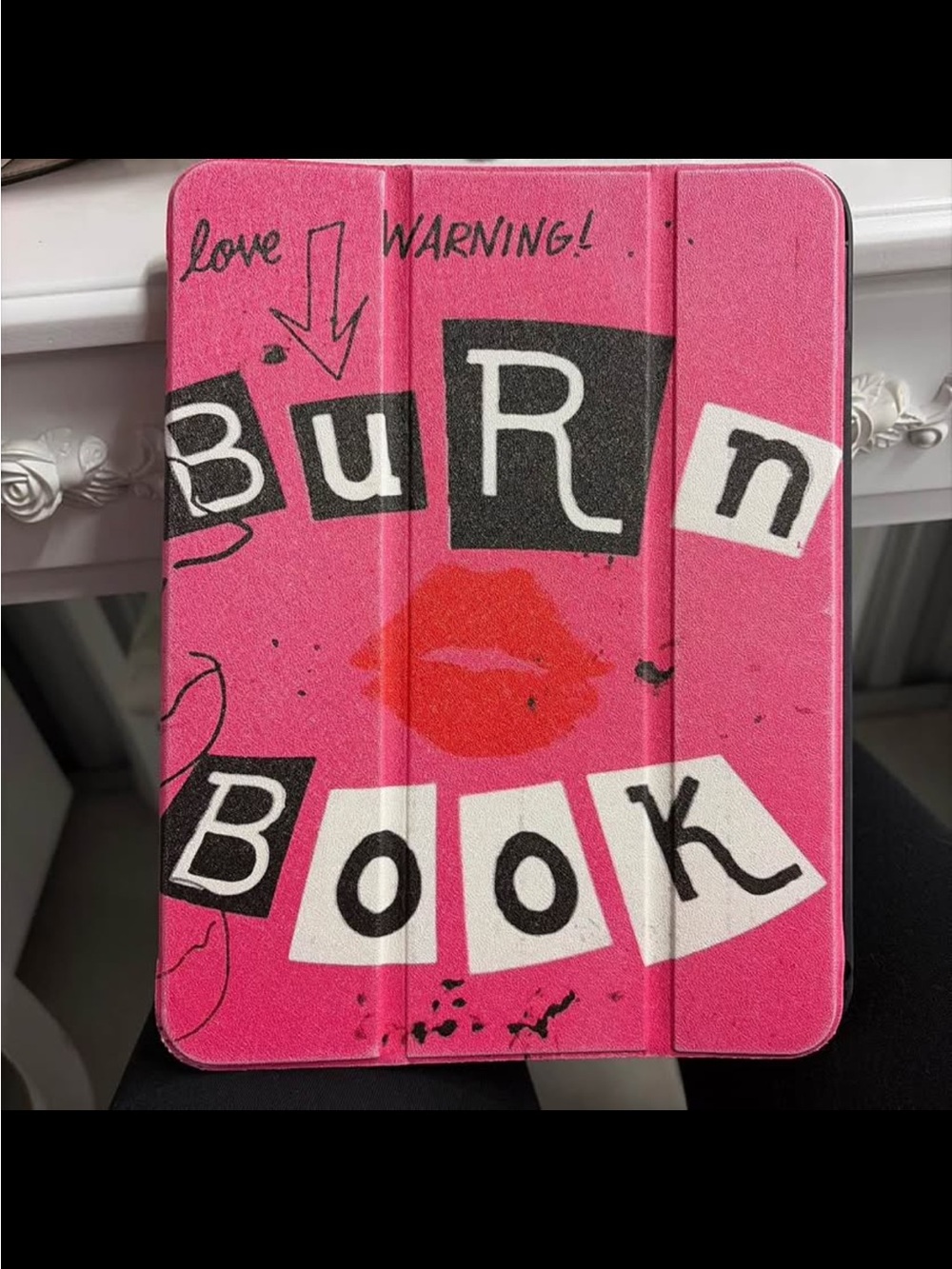 Pink "Burn Book" Mean Girls ipad 10th Generation Case Magnetic